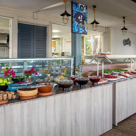 فندق سايد بيتش كلوب