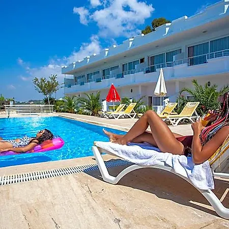 Szálloda Side Beach Hotel 3*