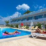 Hotel Club 3*