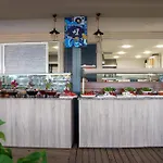 Hotel Club Side