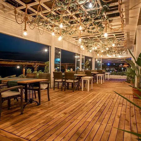 Club&hotel 3*
