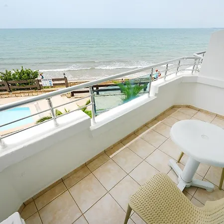Side Beach Hotel