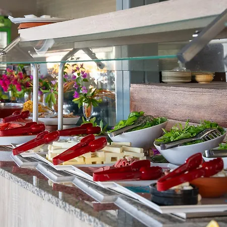 Hotell Side Beach Hotel