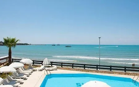 Club&hotel 3*